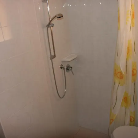 Paron 3* Μπιμπιόνε