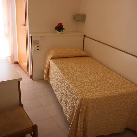 Paron Отель Бибионе