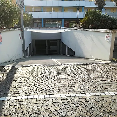 Paron Szálloda 3*